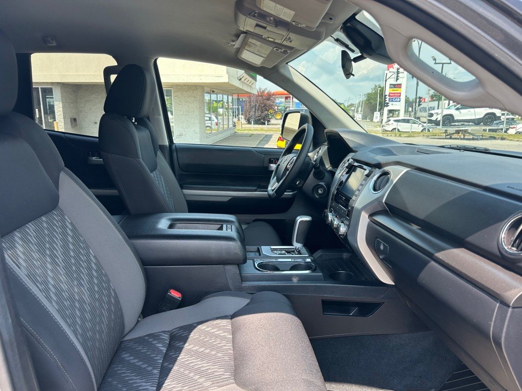 Toyota Tundra  2020 à Montréal, Québec - 16 - w1024h768px