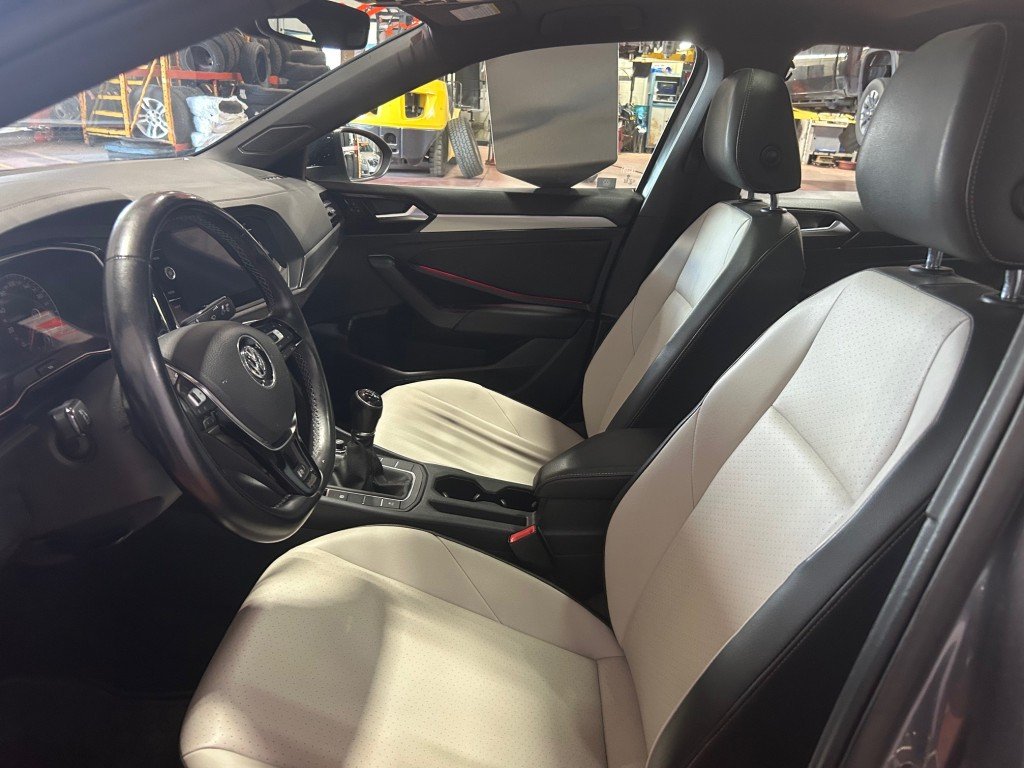 2019 Volkswagen Jetta in Montreal, Quebec - 11 - w1024h768px