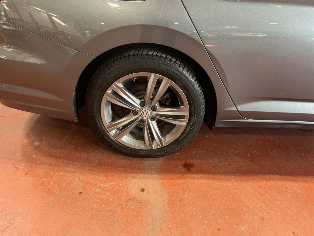 2019 Volkswagen Jetta in Montreal, Quebec - 4 - w1024h768px