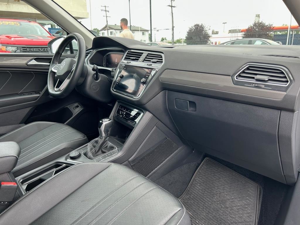 2022 Volkswagen Tiguan in Montreal, Quebec - 16 - w1024h768px