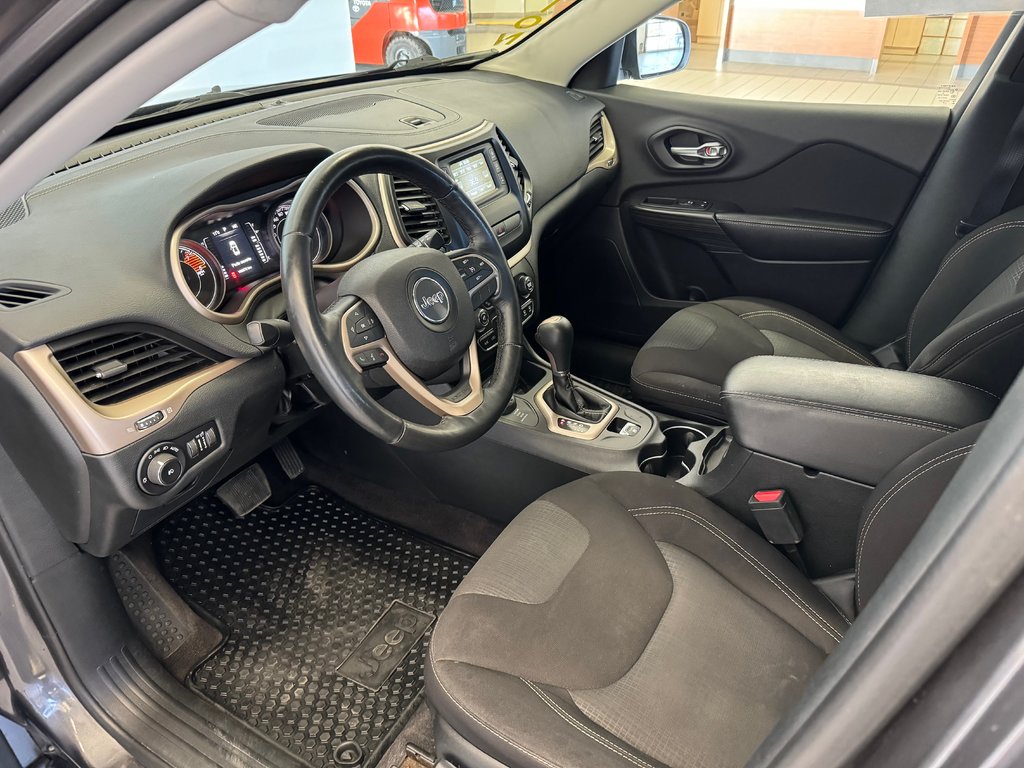 Jeep Cherokee  2016 à Saint-Eustache, Québec - 5 - w1024h768px