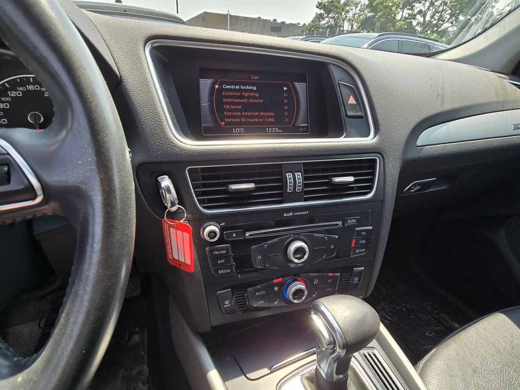 Audi Q5 2.0L Komfort 2014 à Montréal, Québec - 4 - w1024h768px