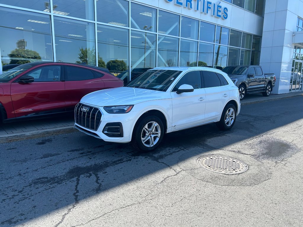 Audi Q5  2023 à Brossard, Québec - 1 - w1024h768px