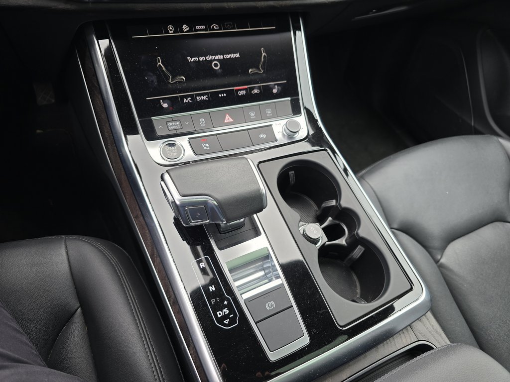 2021 Audi Q7 KOMFORT 55TFSI S-LINE QUATTRO NAV TOIT in Montréal, Quebec - 11 - w1024h768px