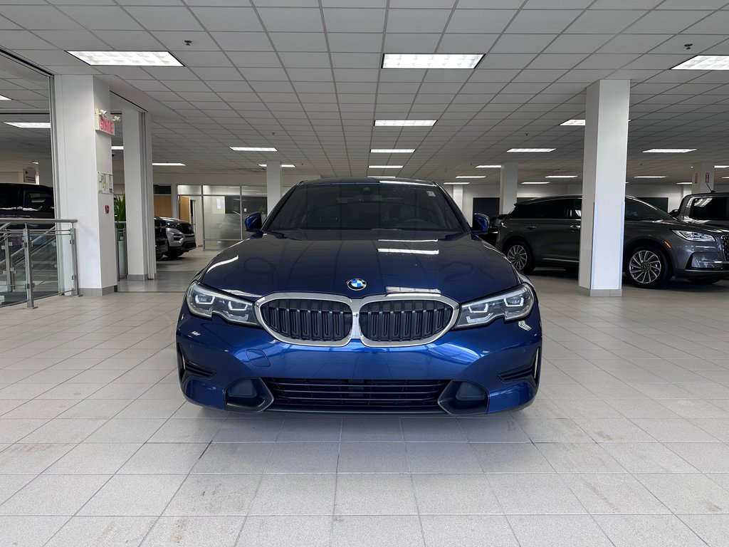 BMW 3 Series  2019 à Brossard, Québec - 3 - w1024h768px
