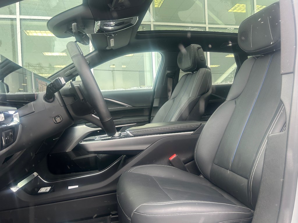 2025 Cadillac LYRIQ Sport 2 | AWD | 513 KM | SIÈGES MASSANTS | CAM 360 in Brossard, Quebec - 11 - w1024h768px