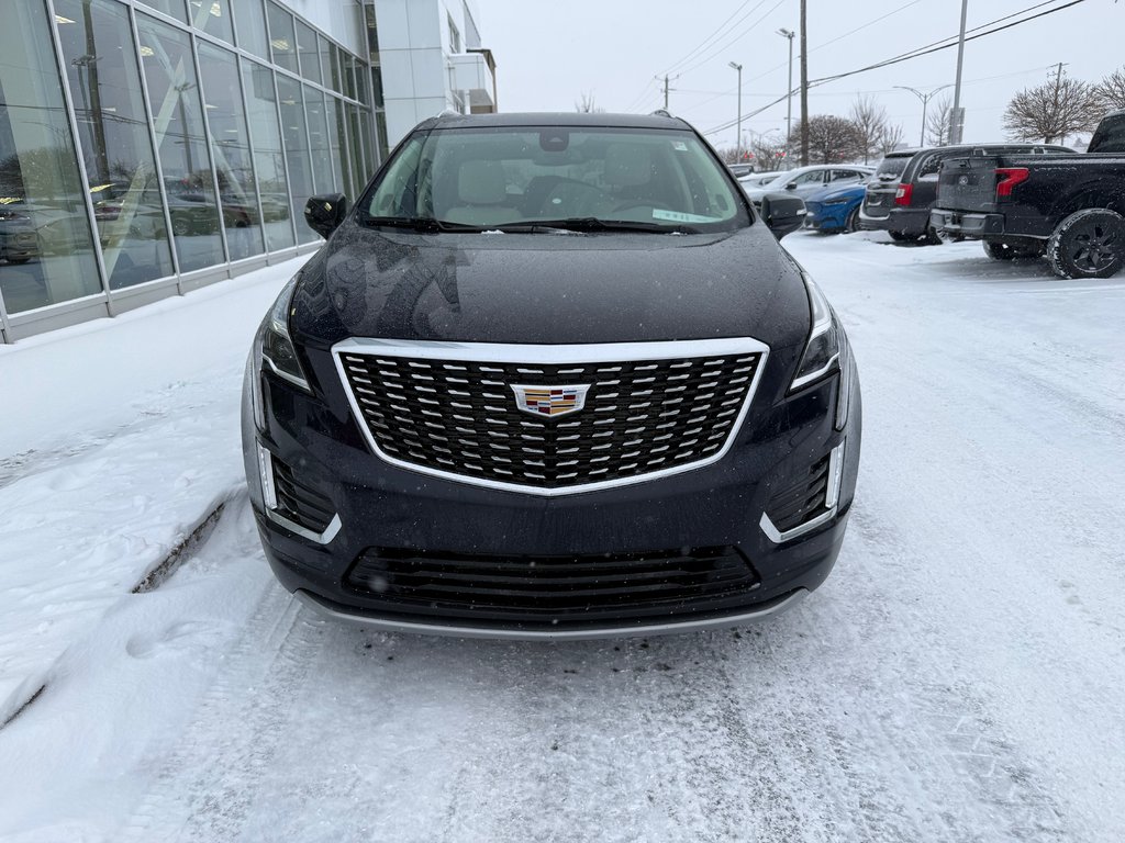 2022 Cadillac XT5 in Brossard, Quebec - 3 - w1024h768px