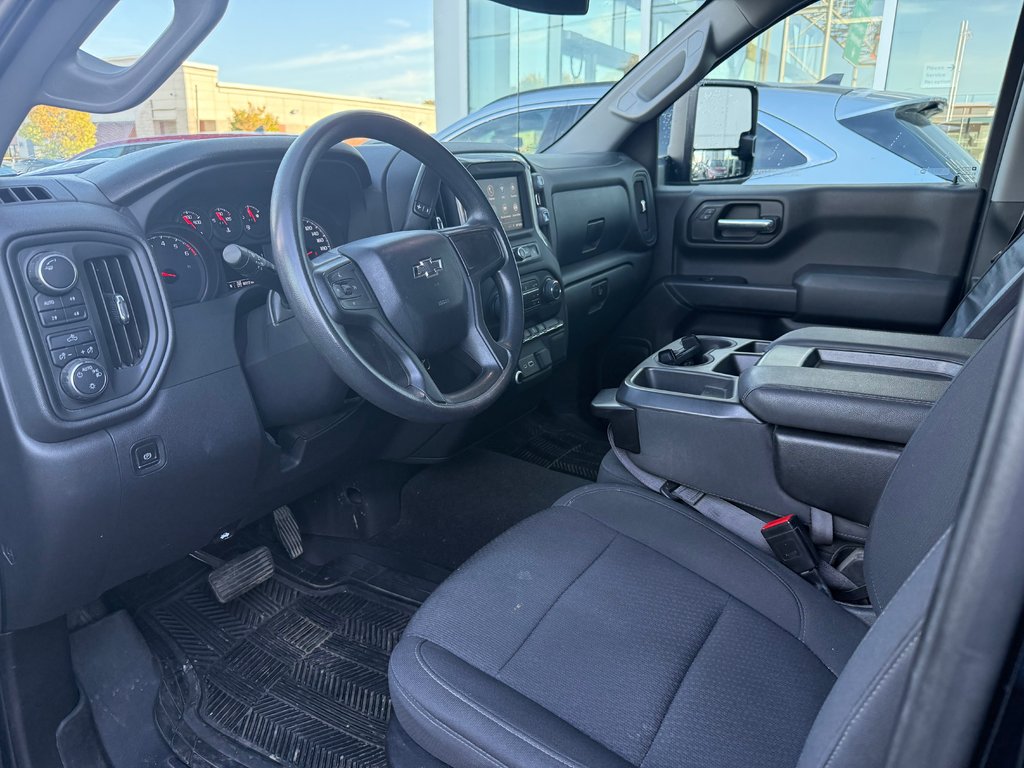 2022 Chevrolet Silverado 1500 LTD in Brossard, Quebec - 7 - w1024h768px
