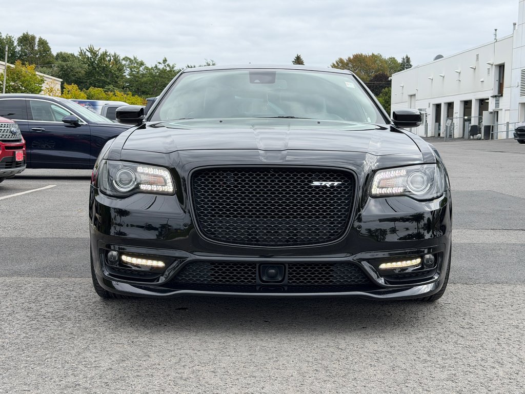 Chrysler 300 C | 6.4L SRT | BAS KILO | TOIT PANO | CARPLAY | 2023 à Brossard, Québec - 5 - w1024h768px