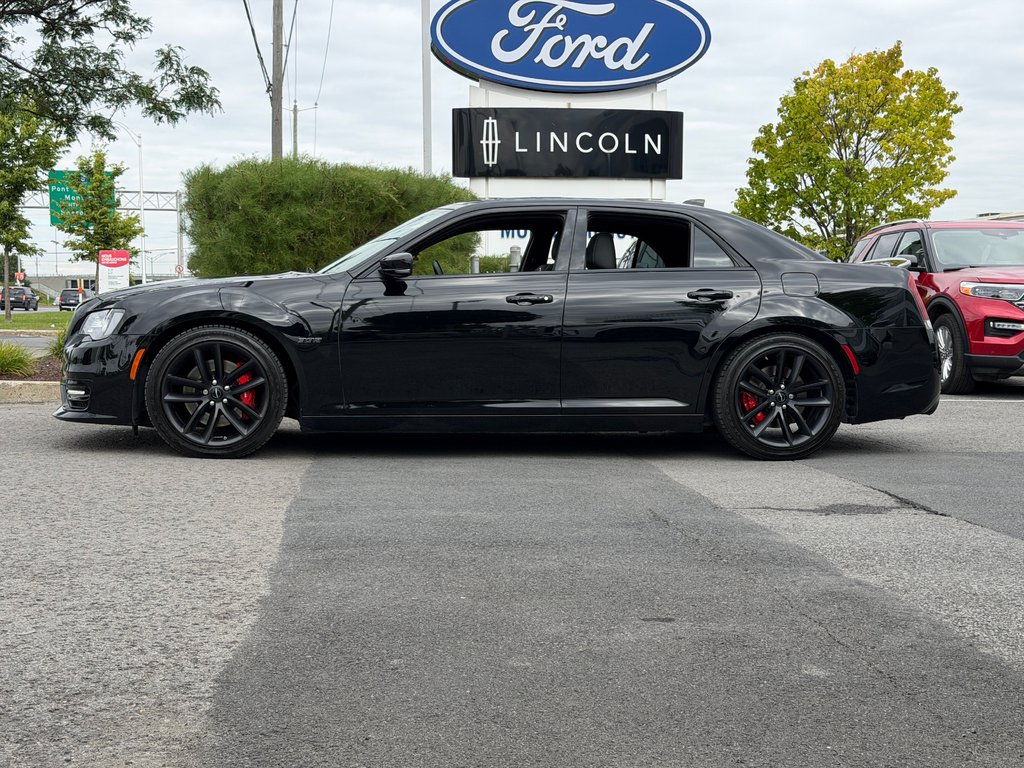 Chrysler 300 C | 6.4L SRT | BAS KILO | TOIT PANO | CARPLAY | 2023 à Brossard, Québec - 7 - w1024h768px