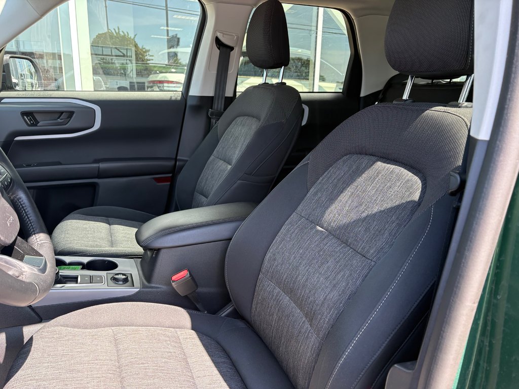 Ford Bronco Sport  2023 à Brossard, Québec - 11 - w1024h768px