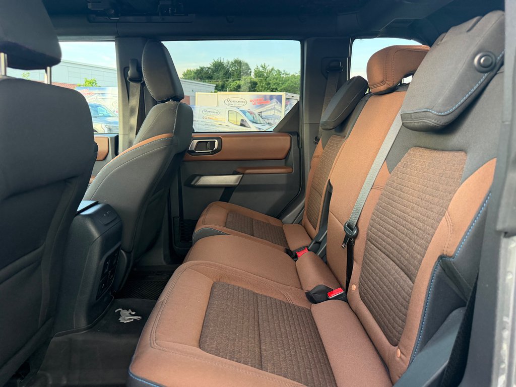Ford Bronco OUTER BANKS | 4X4 | HARD TOP | ENS LUXE | 2023 à Brossard, Québec - 15 - w1024h768px