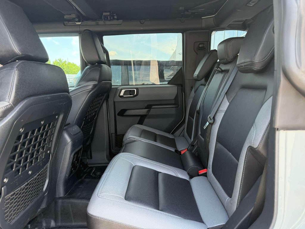 Ford Bronco  2024 à Brossard, Québec - 13 - w1024h768px