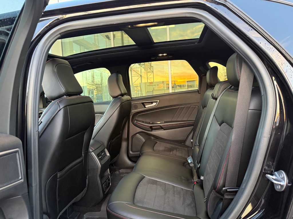 2020 Ford Edge in Brossard, Quebec - 11 - w1024h768px
