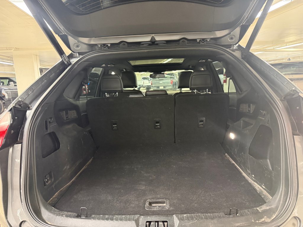 2021 Ford Edge ST-LINE | AWD | TOIT PANO | VOLANT CHAUFF | in Brossard, Quebec - 13 - w1024h768px