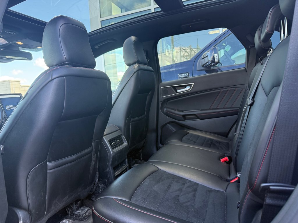 Ford Edge  2021 à Brossard, Québec - 13 - w1024h768px