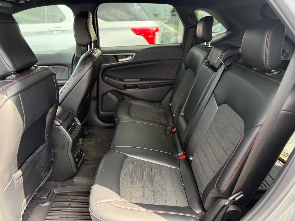 Ford Edge  2024 à Brossard, Québec - 13 - w1024h768px