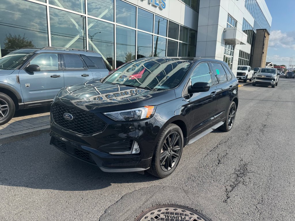 Ford Edge  2024 à Brossard, Québec - 1 - w1024h768px