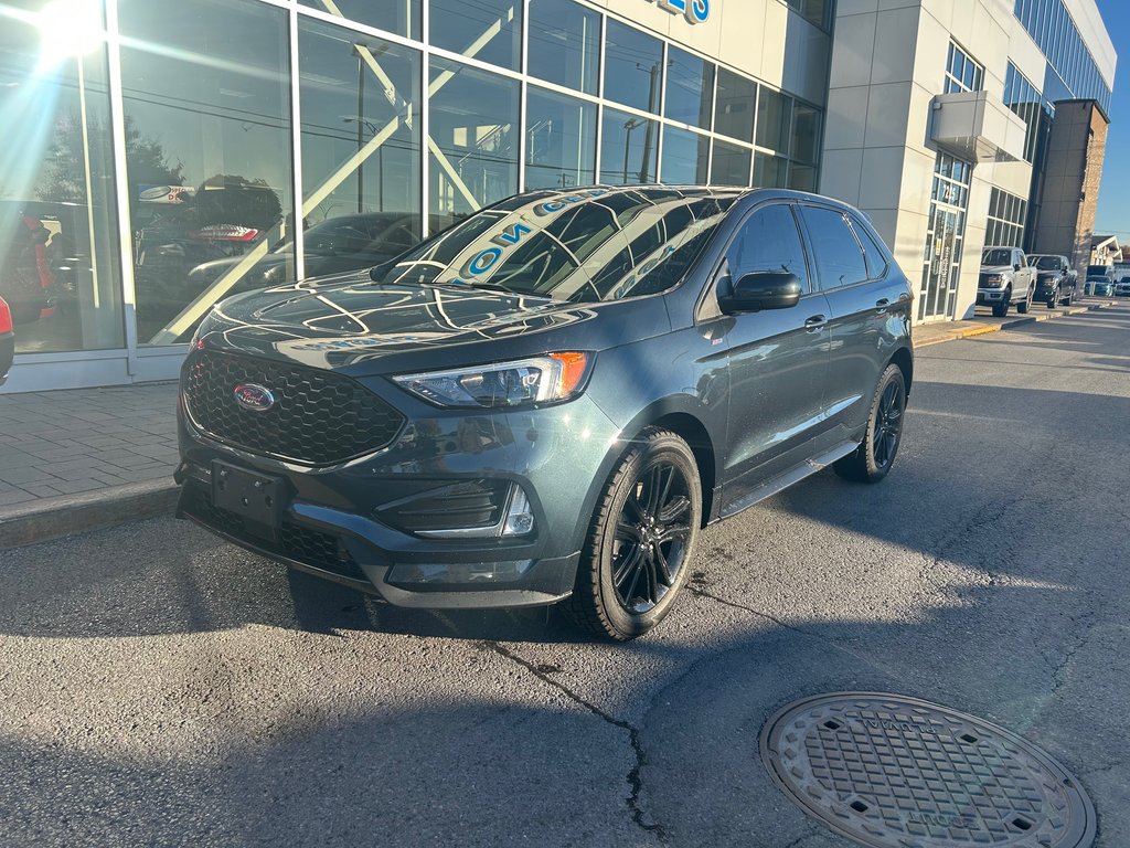 Ford Edge  2024 à Brossard, Québec - 1 - w1024h768px