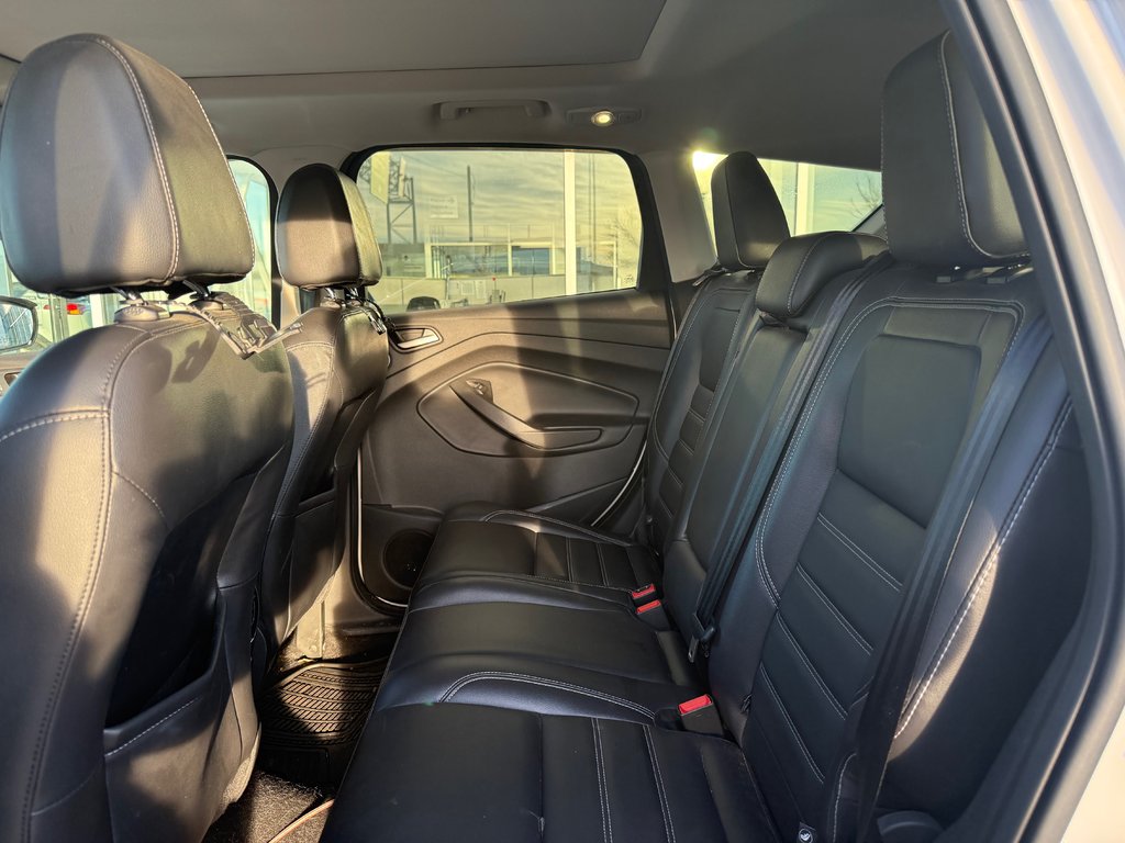 2017 Ford Escape in Brossard, Quebec - 11 - w1024h768px