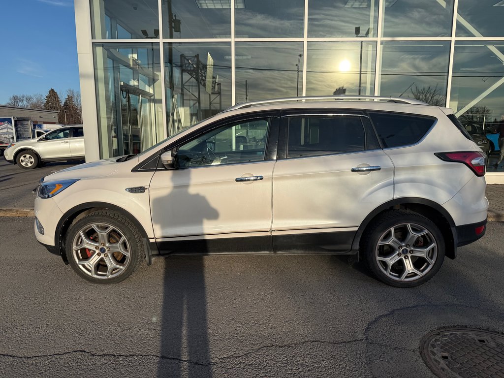 2017 Ford Escape in Brossard, Quebec - 3 - w1024h768px