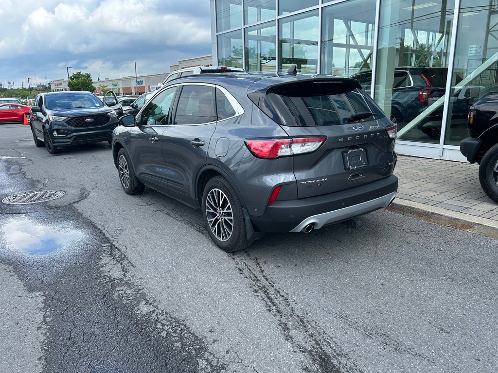 Ford Escape  2021 à Brossard, Québec - 7 - w1024h768px