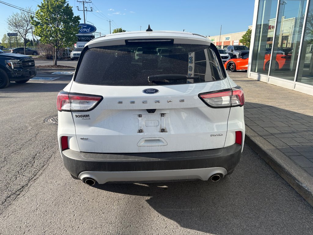 Ford Escape SE | AWD | VOLANT CHAUFF | CARPLAY | 2021 à Brossard, Québec - 9 - w1024h768px
