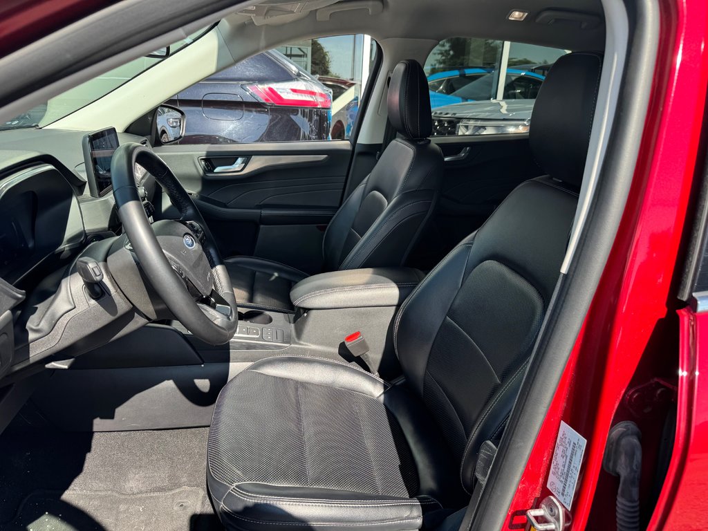 Ford Escape Titanium | AWD | 2.0T | CUIR | NAVIGATION | 2022 à Brossard, Québec - 11 - w1024h768px