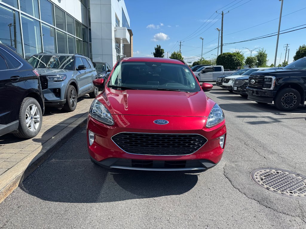 Ford Escape Titanium | AWD | 2.0T | CUIR | NAVIGATION | 2022 à Brossard, Québec - 3 - w1024h768px