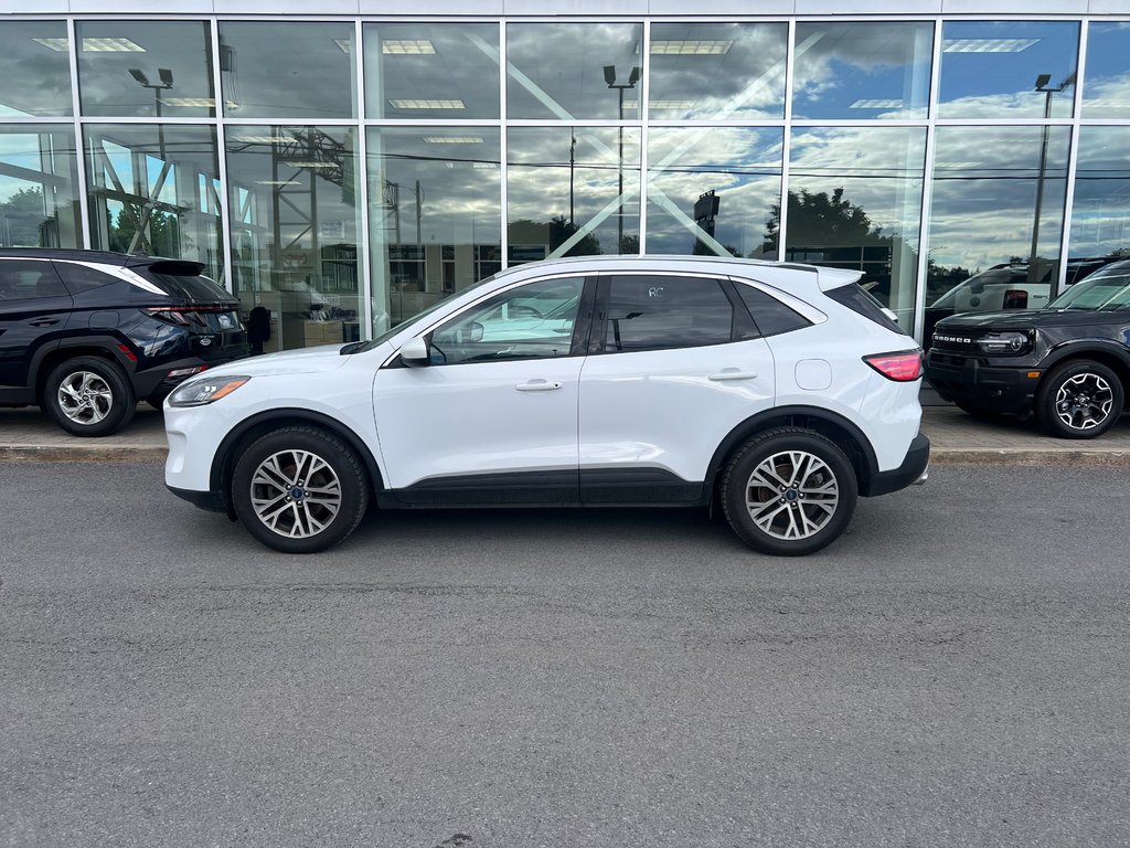 2022 Ford Escape in Brossard, Quebec - 5 - w1024h768px
