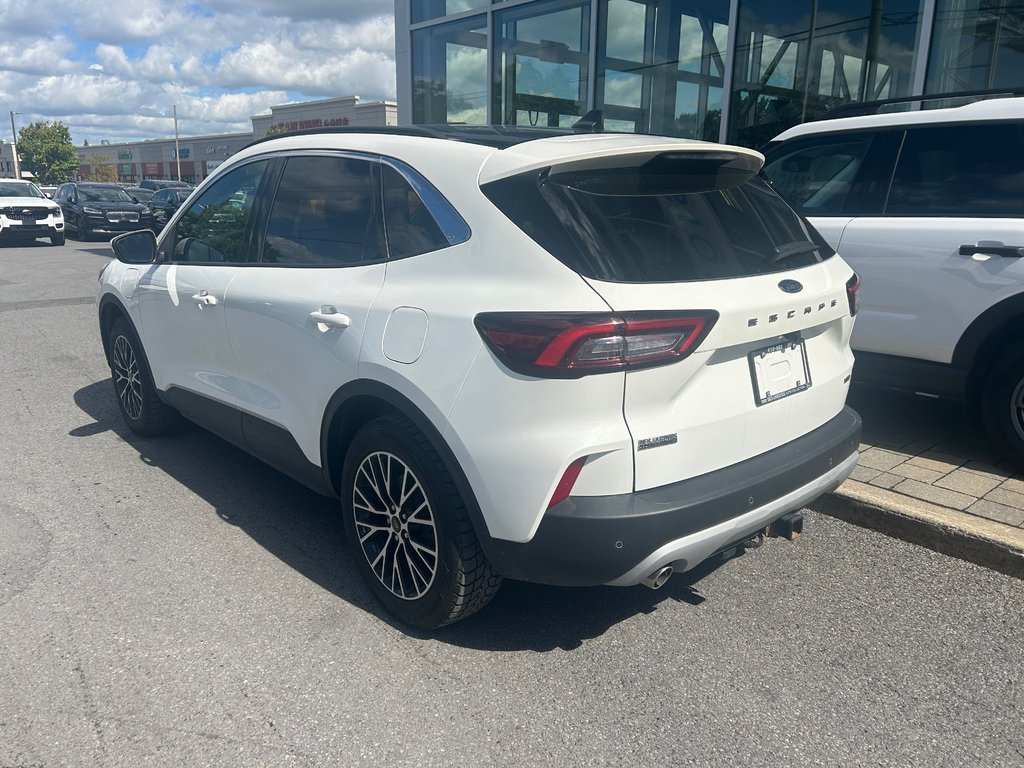 Ford Escape  2023 à Brossard, Québec - 7 - w1024h768px