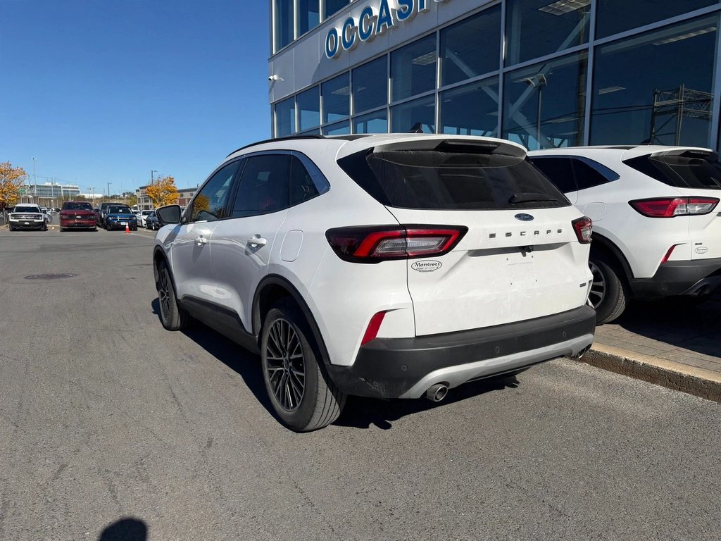 Ford Escape  2023 à Brossard, Québec - 9 - w1024h768px