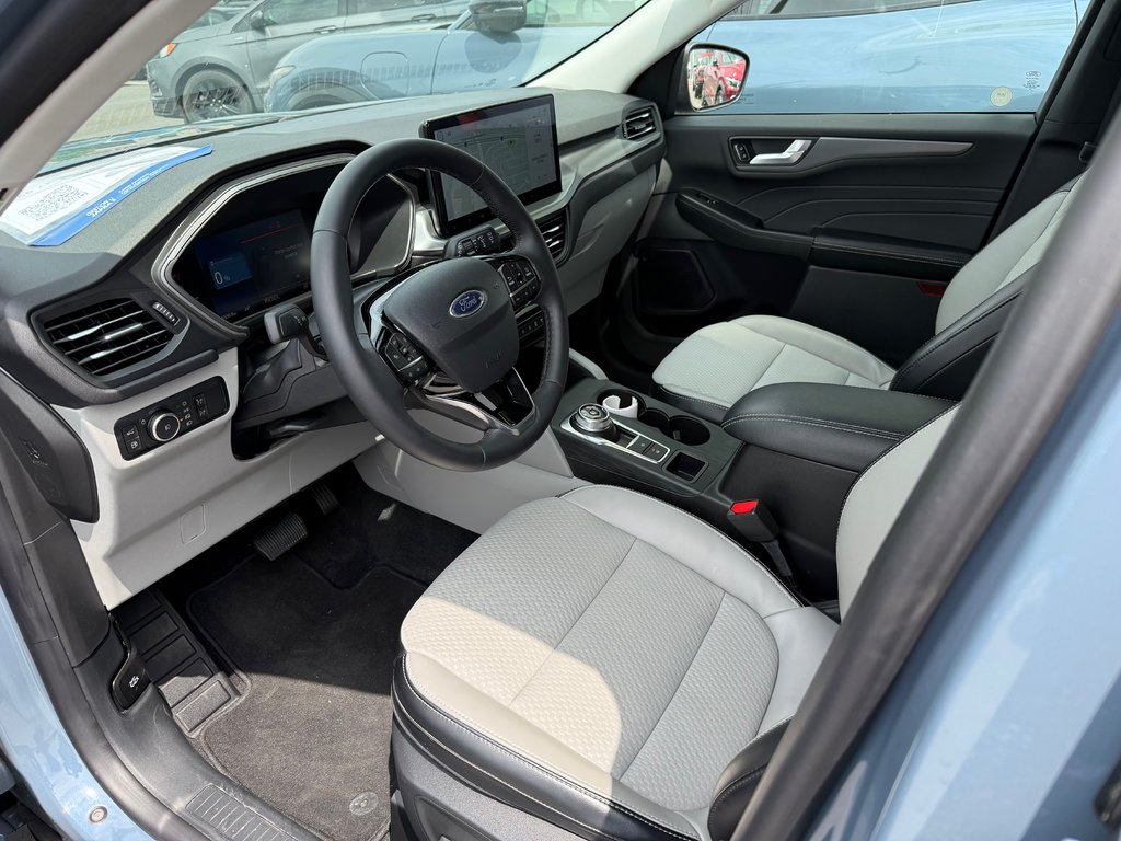2024 Ford Escape in Brossard, Quebec - 9 - w1024h768px