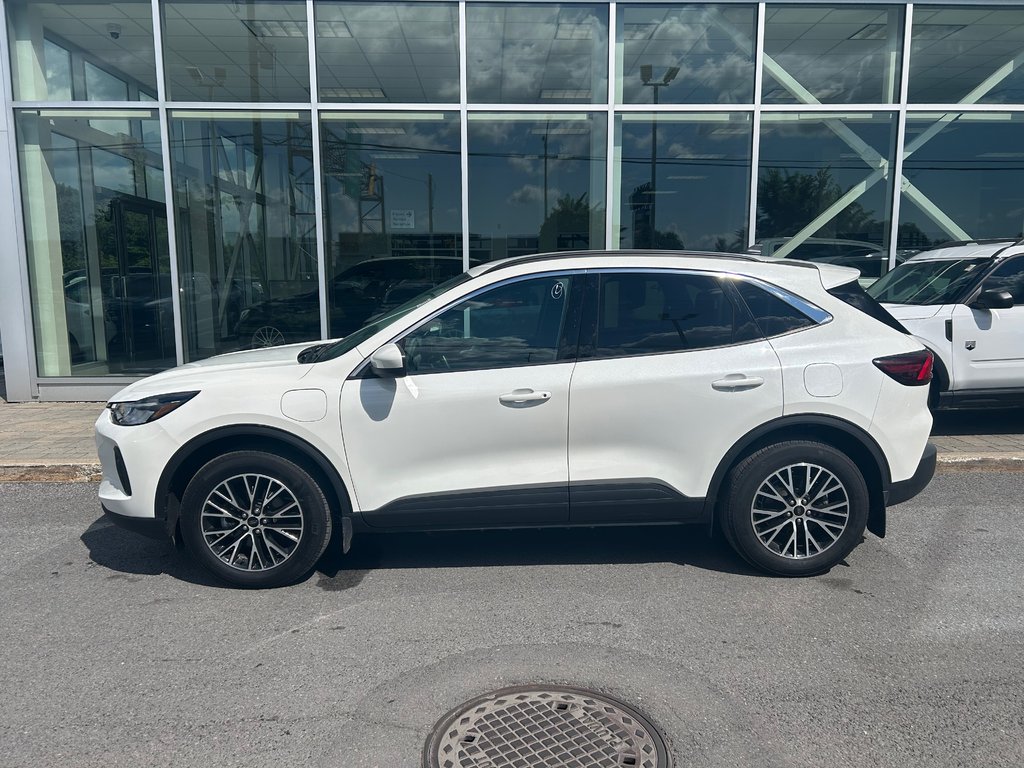 Ford Escape  2024 à Brossard, Québec - 5 - w1024h768px