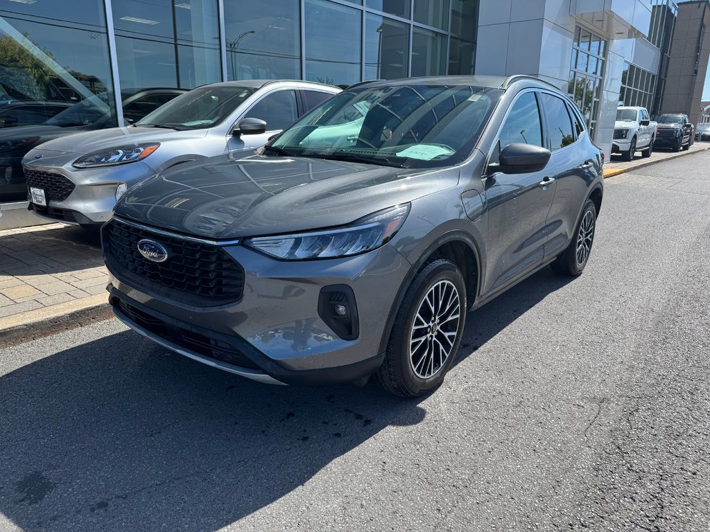 Ford Escape  2025 à Brossard, Québec - 1 - w1024h768px
