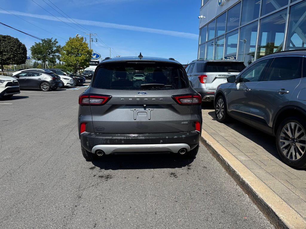 Ford Escape  2025 à Brossard, Québec - 9 - w1024h768px