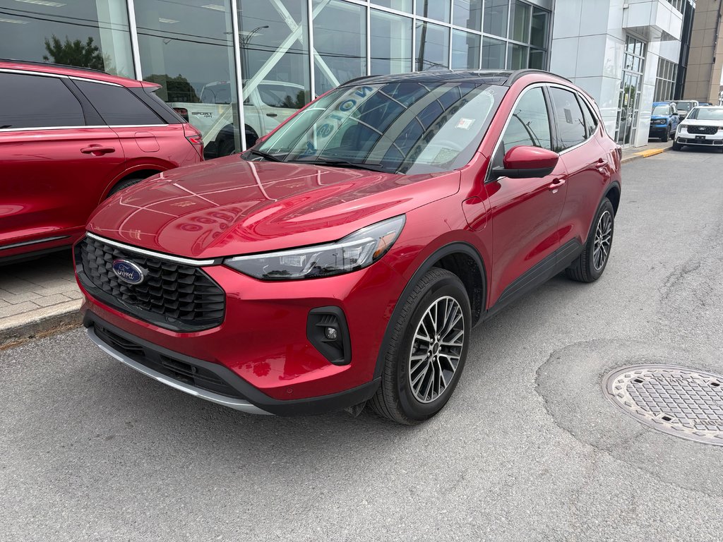 2025 Ford Escape in Brossard, Quebec - 1 - w1024h768px