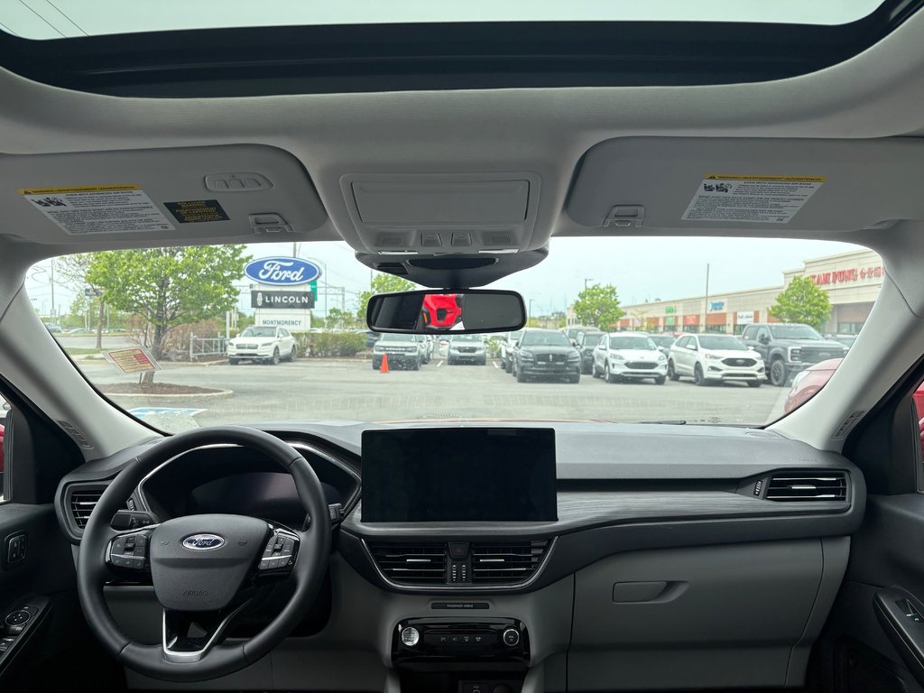 2025 Ford Escape in Brossard, Quebec - 15 - w1024h768px