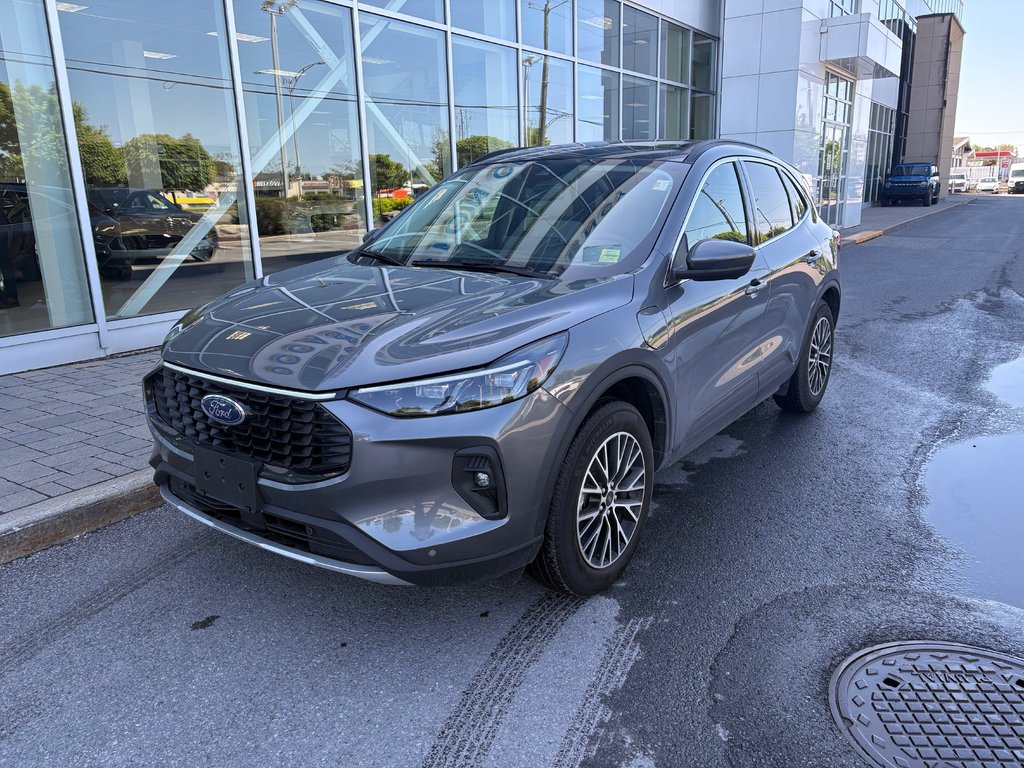 Ford Escape  2025 à Brossard, Québec - 1 - w1024h768px