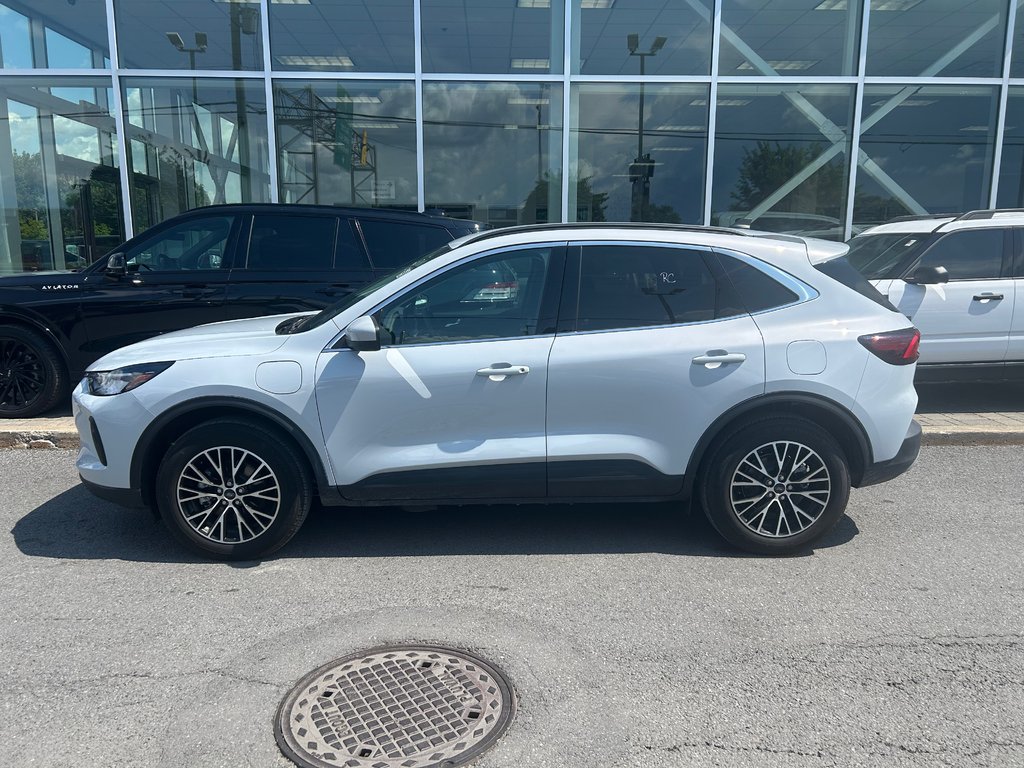 Ford Escape  2025 à Brossard, Québec - 5 - w1024h768px