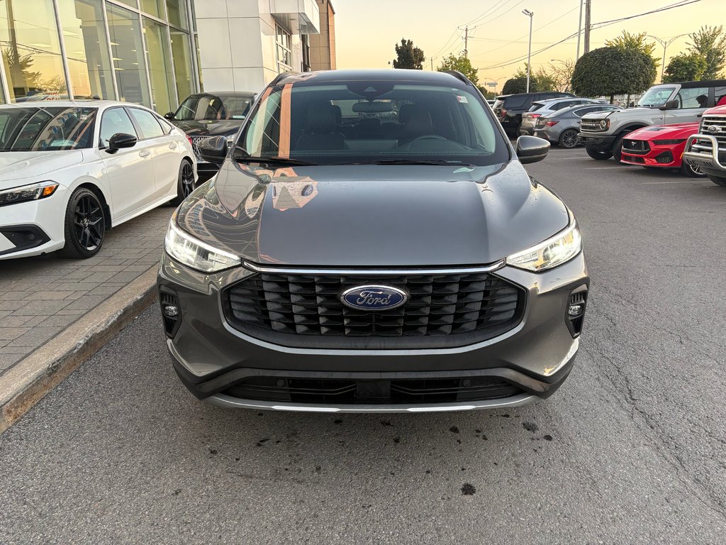 Ford Escape PHEV | TAUX 3.99% DISPO | 60KM | TOWPACK | CARPLAY 2025 à Brossard, Québec - 3 - w1024h768px