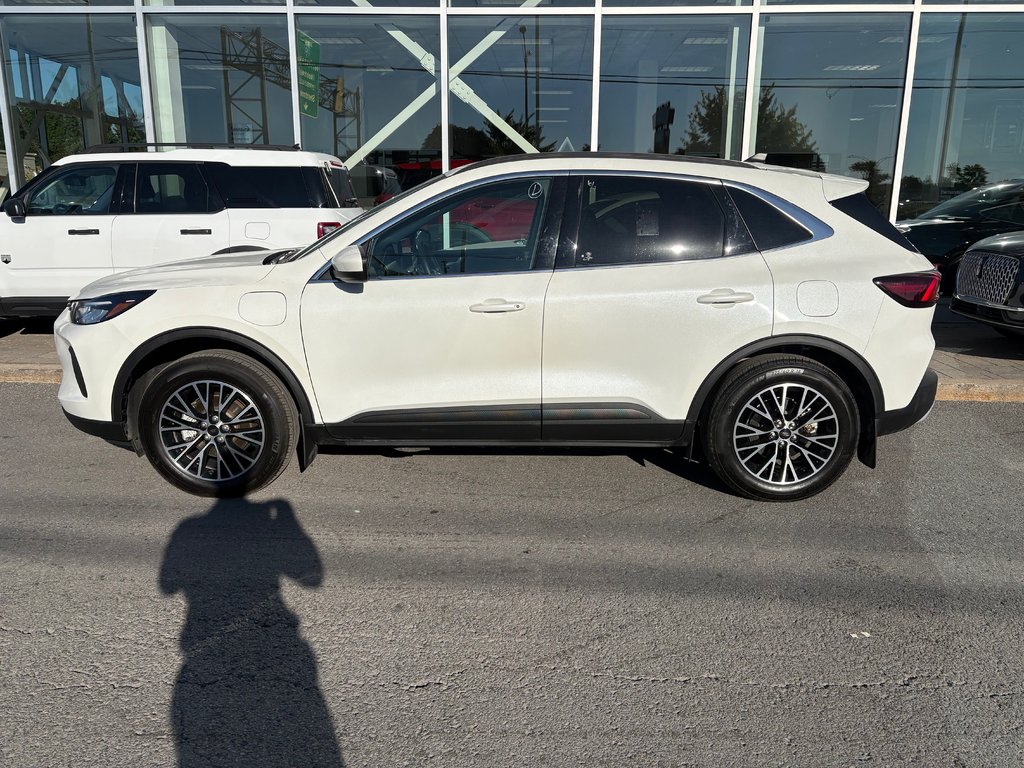 2026 Ford Escape in Brossard, Quebec - 5 - w1024h768px