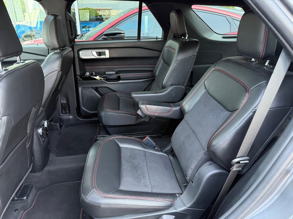Ford Explorer  2022 à Brossard, Québec - 13 - w1024h768px