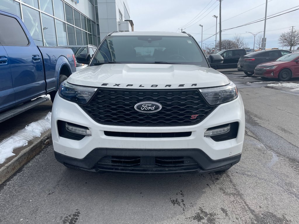 2022 Ford Explorer in Brossard, Quebec - 3 - w1024h768px