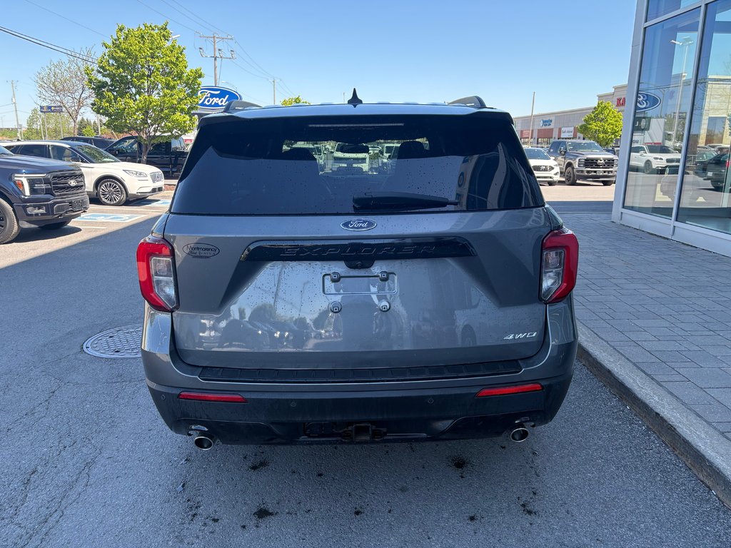 2022 Ford Explorer ST-LINE | AWD | TOIT PANO | TOW PACK | in Brossard, Quebec - 9 - w1024h768px