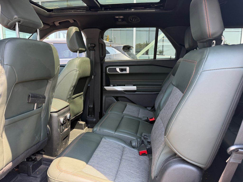 Ford Explorer  2022 à Brossard, Québec - 15 - w1024h768px