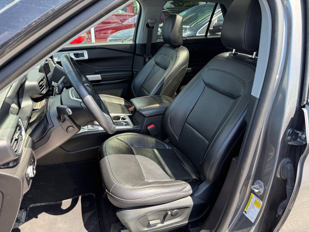 Ford Explorer Limited | 4WD | CUIR | TOIT PANO | CARPLAY | 2023 à Brossard, Québec - 11 - w1024h768px