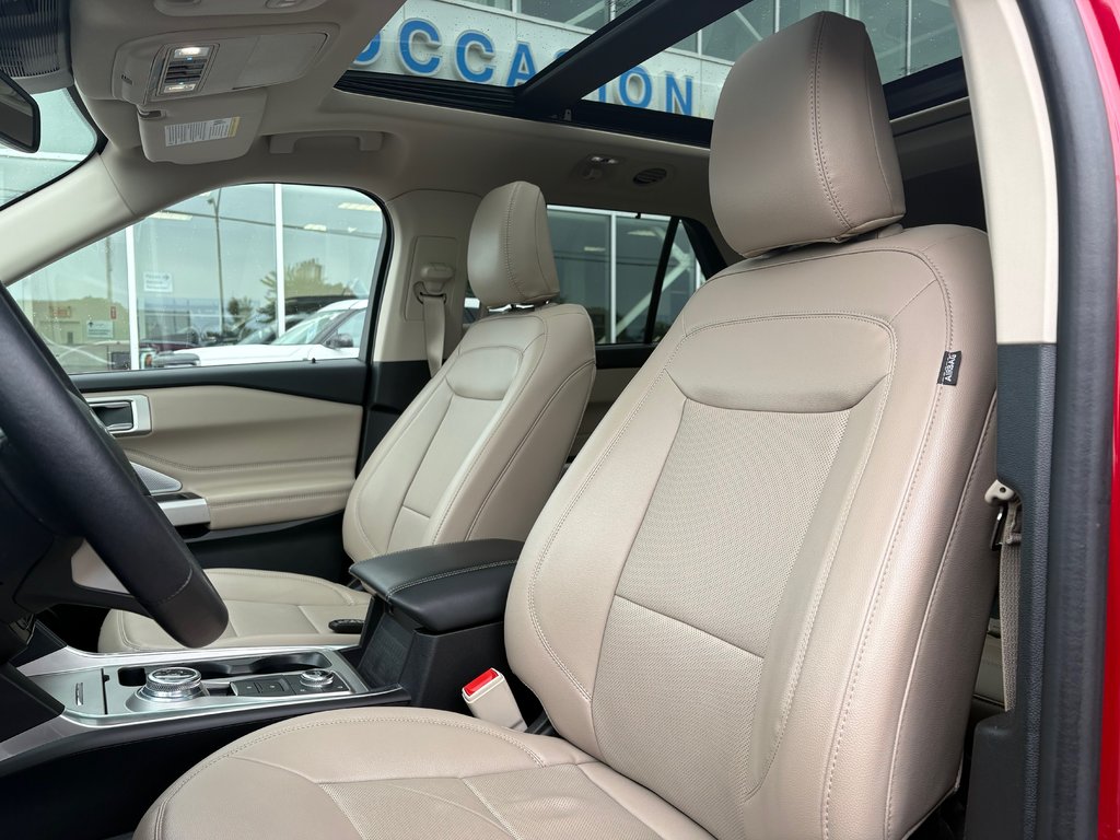 2024 Ford Explorer in Brossard, Quebec - 11 - w1024h768px