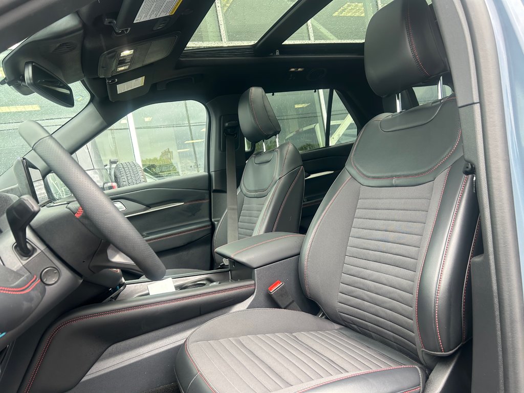 Ford Explorer ST-Line |  | SPÉCIAL DÉMO 3.99% | 2.3 ECOBOOST | 2025 à Brossard, Québec - 11 - w1024h768px