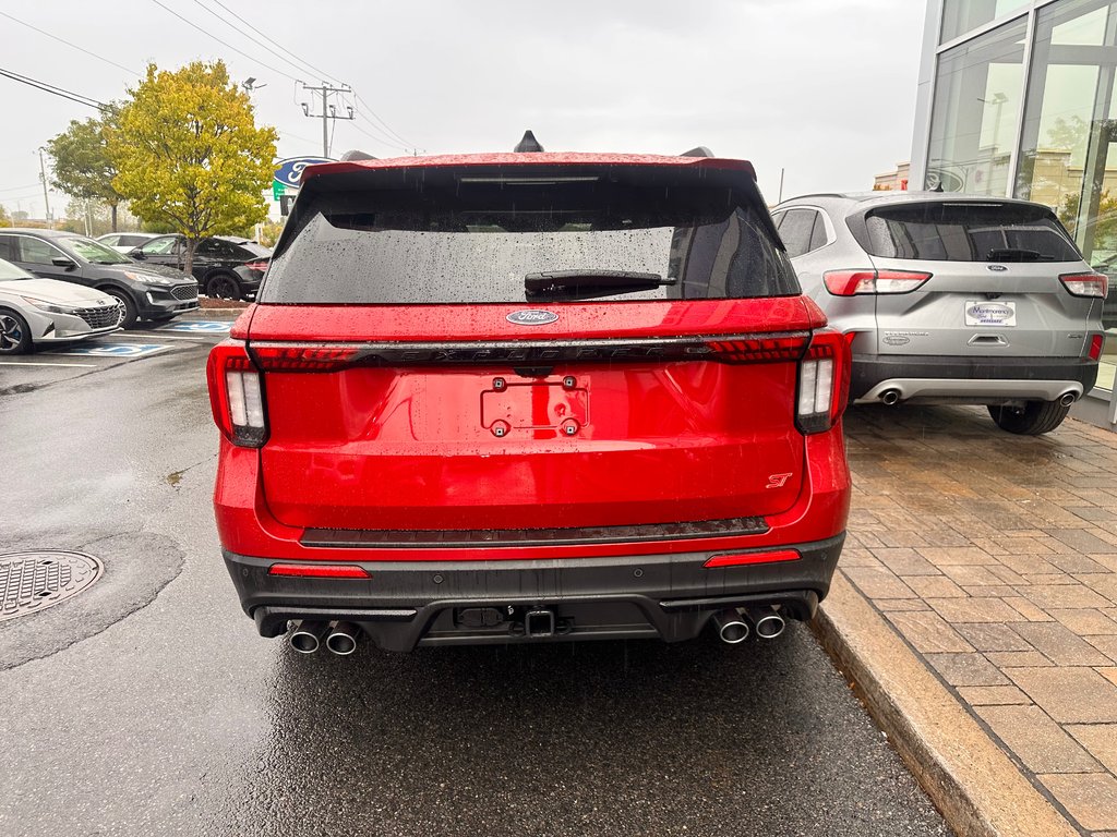 2025 Ford Explorer in Brossard, Quebec - 7 - w1024h768px